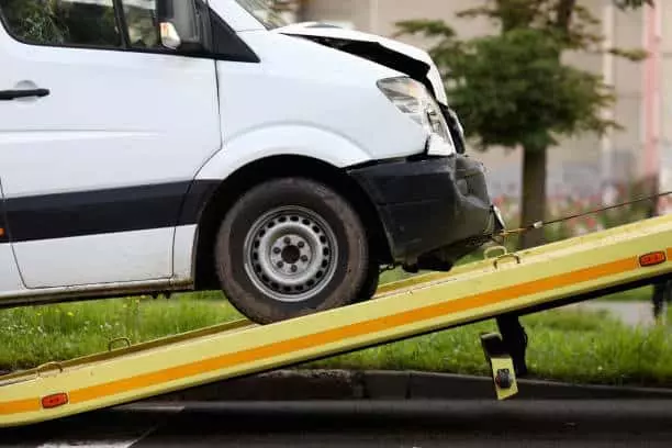 Šlepovanje svih vrsta i tipova vozila i pomoć na putu Beograd (3).jpg