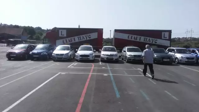 Auto škola B C CE kategorija Voždovac Braće Jerković (11).jpg