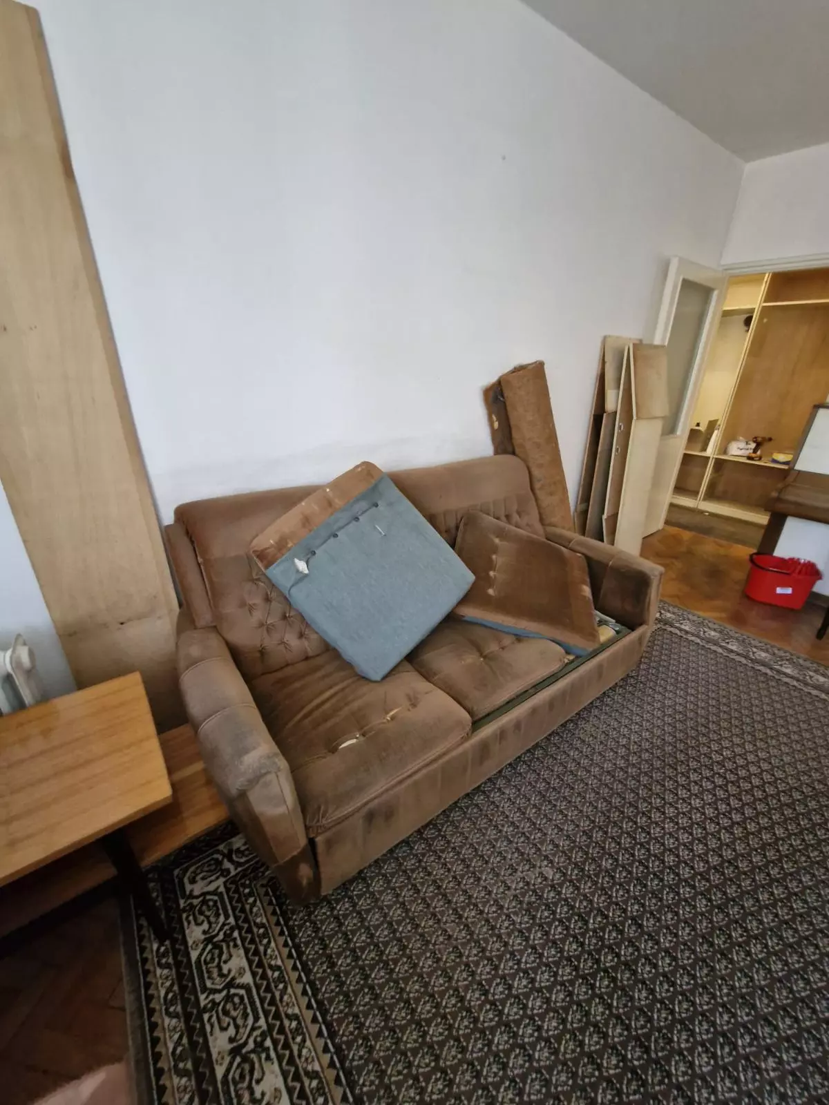 ČišćenjeiodnošenjestarihstvariBeogradVoždovac8