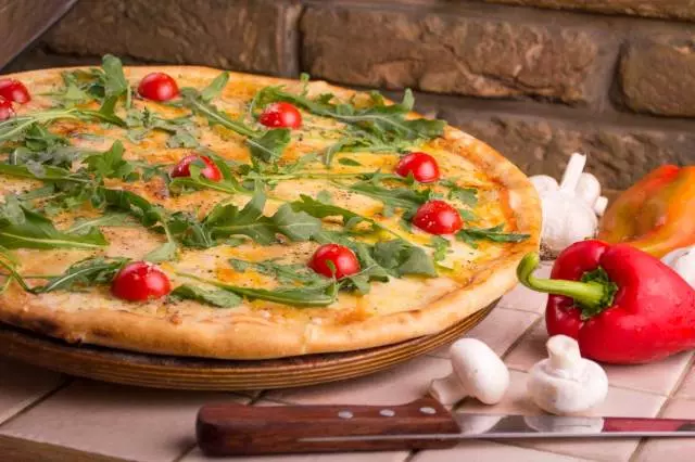 Atos-najstarija-picerija-sa-dostavom-na-Novom-Beogradu