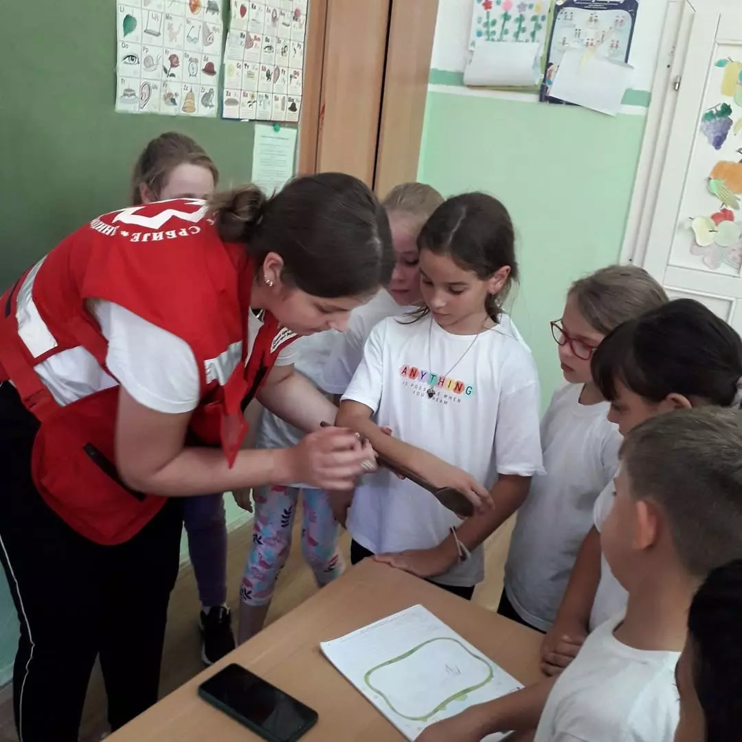 HumanitarniradCrvenikrstNovaCrnja5