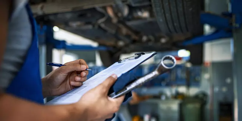 KompletnaautomehanikaiautoelektrikaBMWvozilaBeogradZvezdara1 KompletnaautomehanikaiautoelektrikaBMWvozilaBeogradZvezdara1