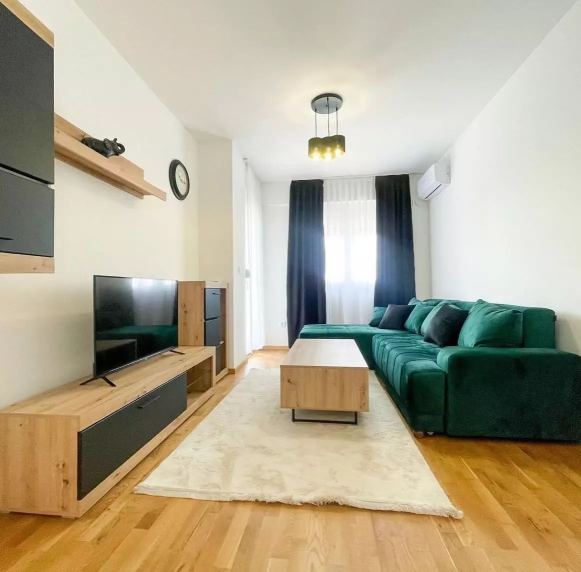 KompletneuslugeagencijezanekretninePodgoricaCrnaGora5