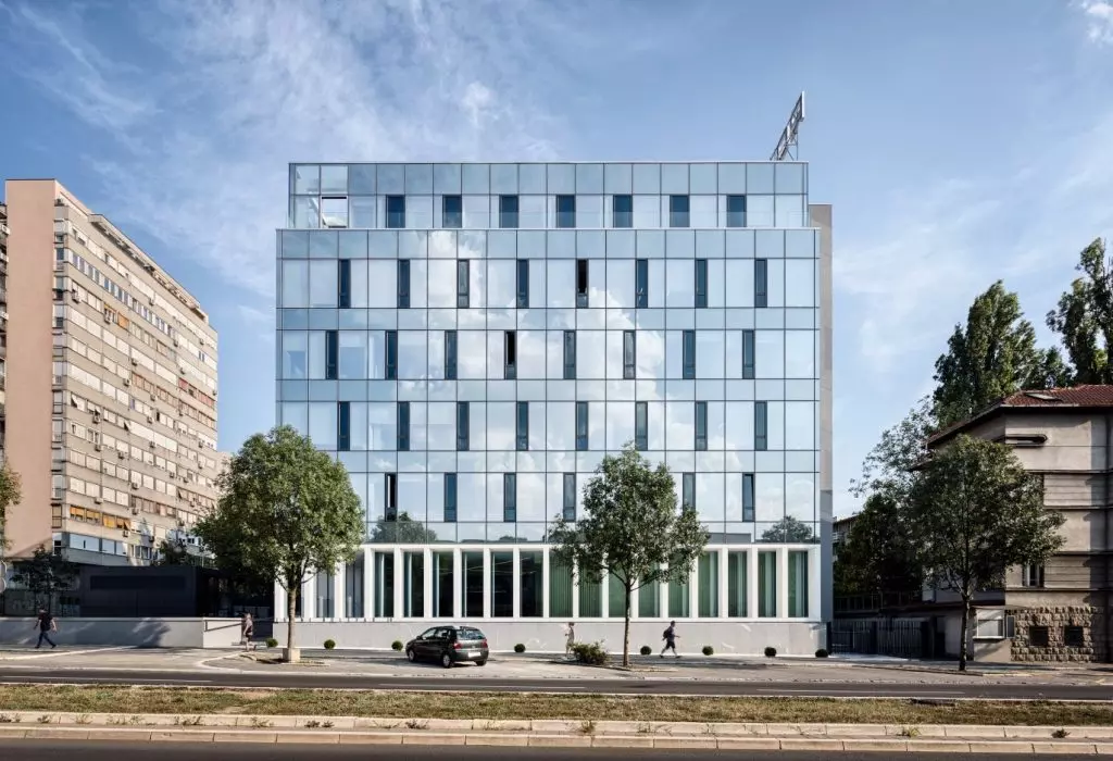  proizvodnja alu stolarije i staklene fasade Novi Beograd Srbija