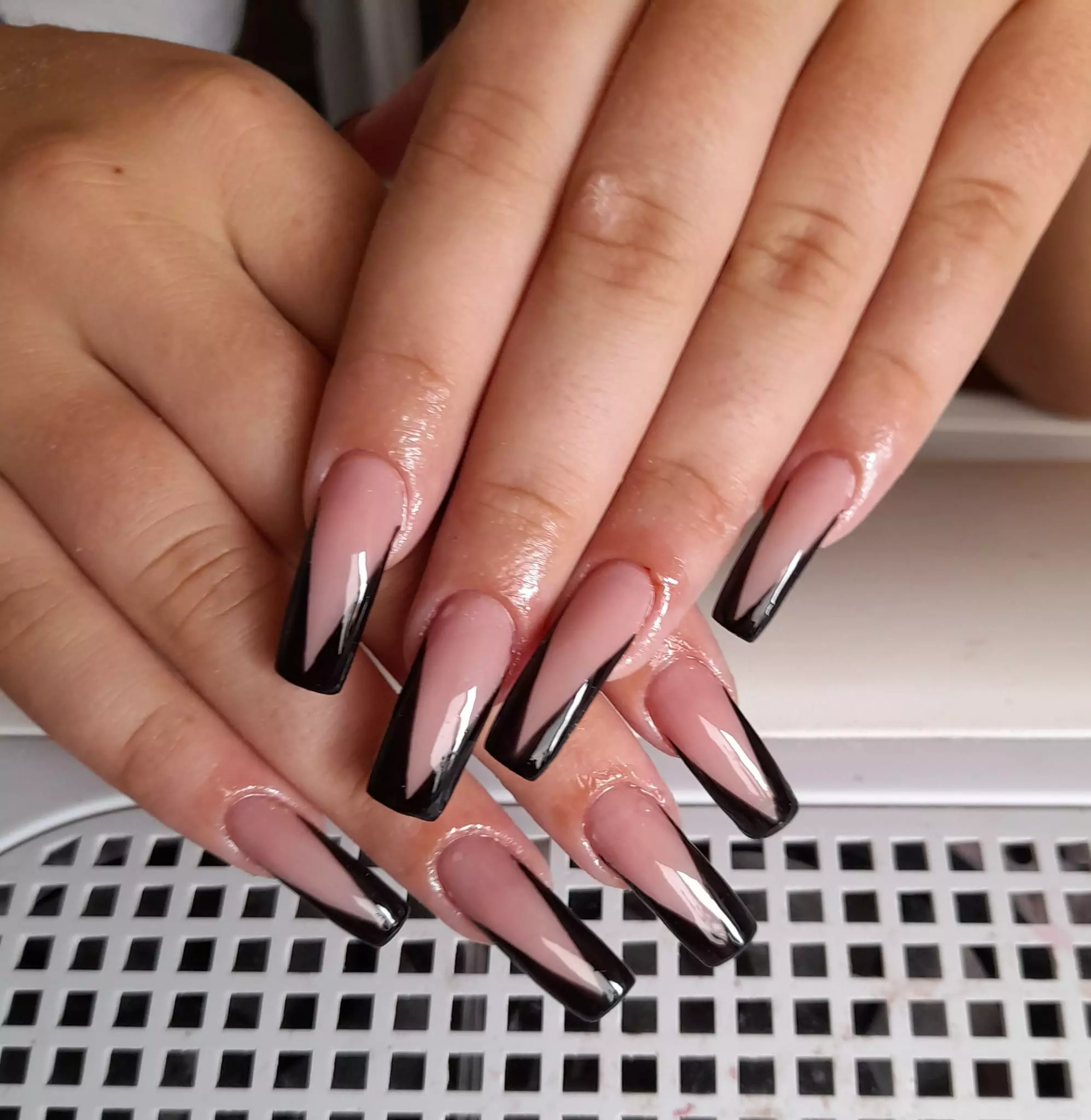 ManikirpedikirLoznica1