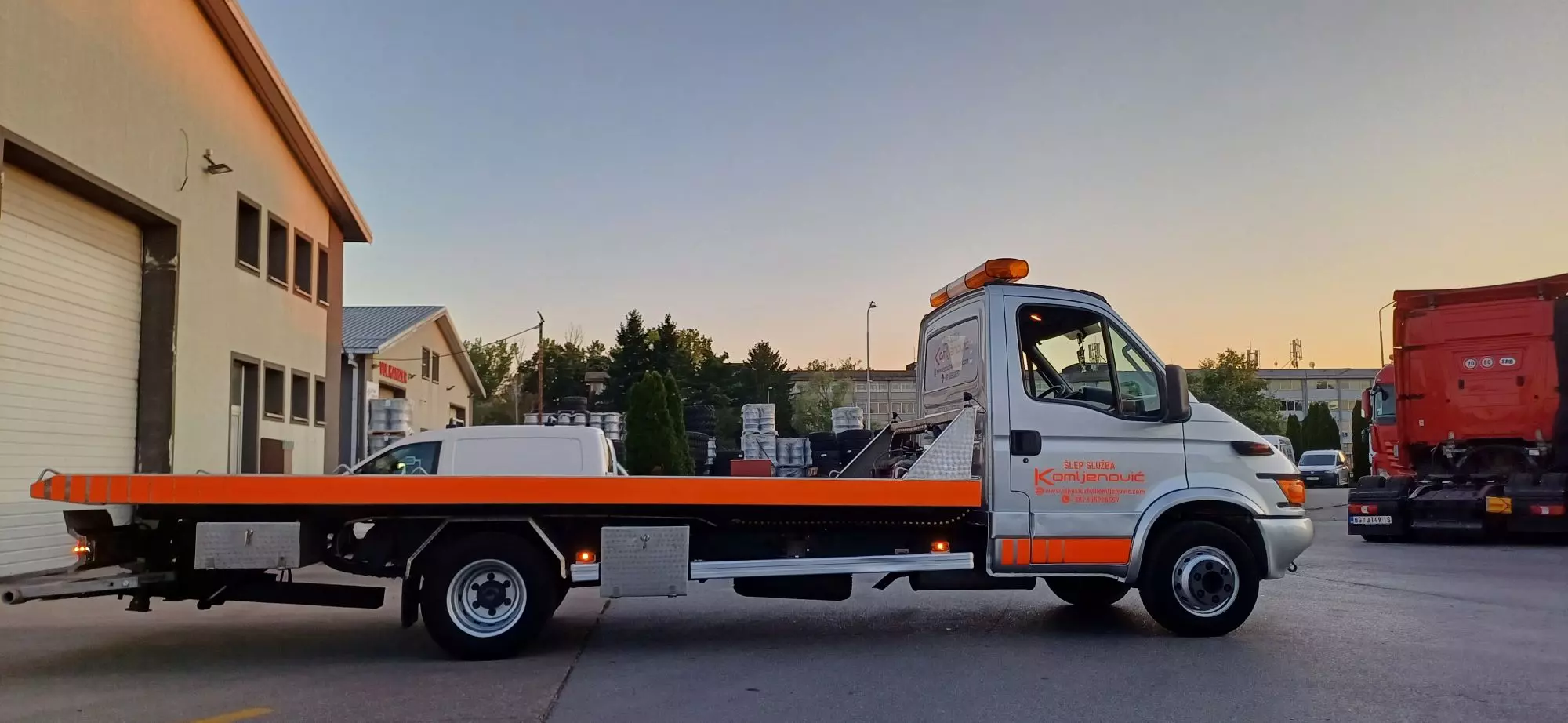 Najbrža i najpouzdanija šlep služba na području Surčina Najbrža i najpouzdanija šlep služba na području Surčina