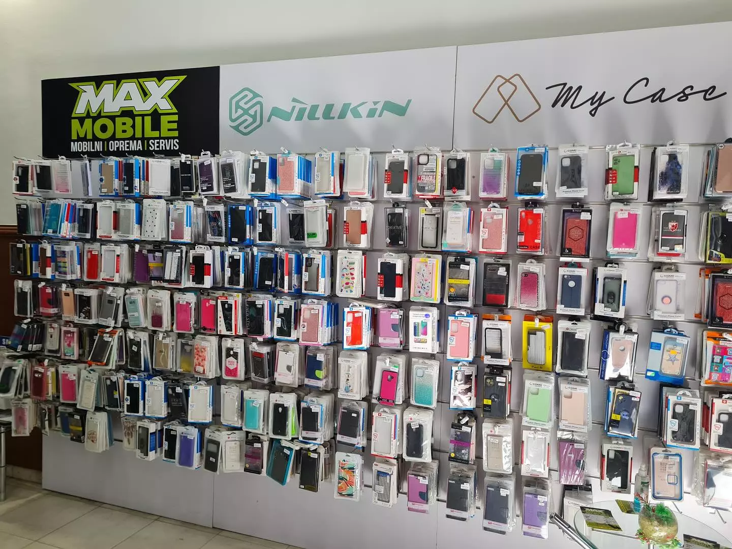 NajpovoljnijemaskeipunjačizasmartfoneZrenjanin