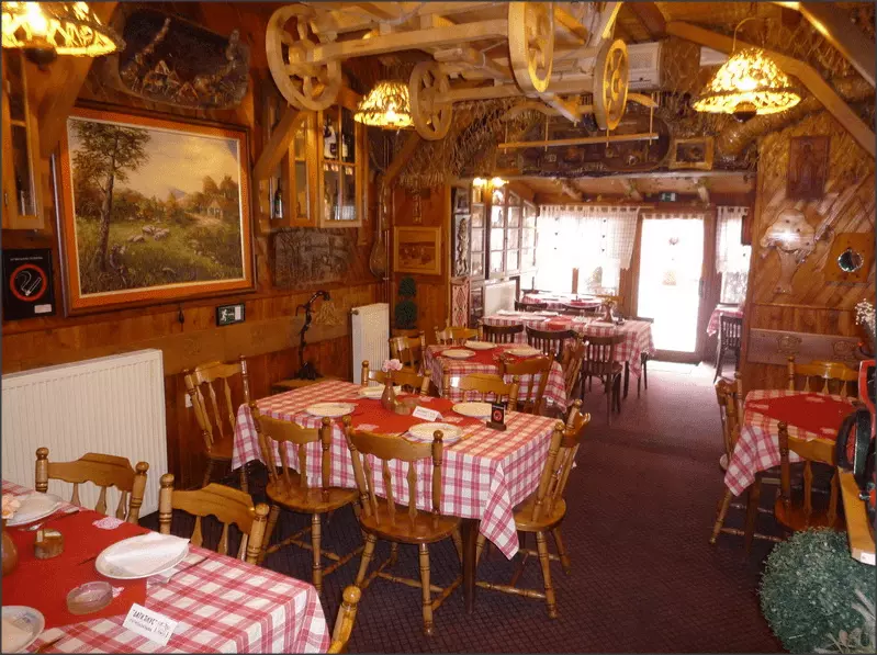 Ovčije-kobasice-i-pljeskavice-Niš2