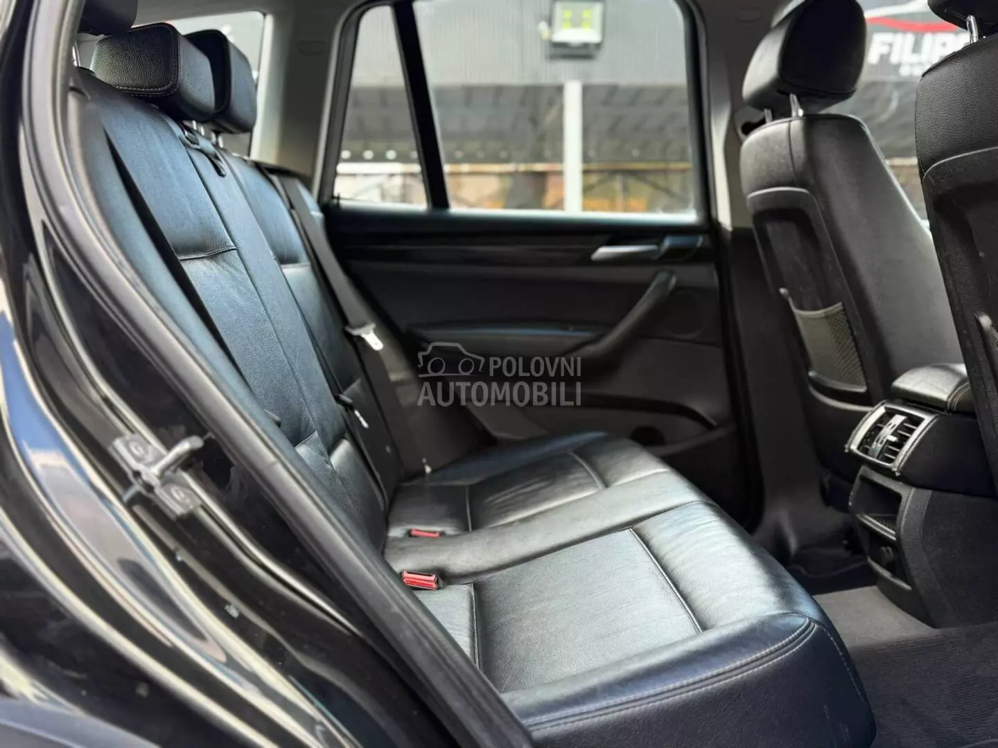 PolovnjaciizuvozaBeogradPalilula2