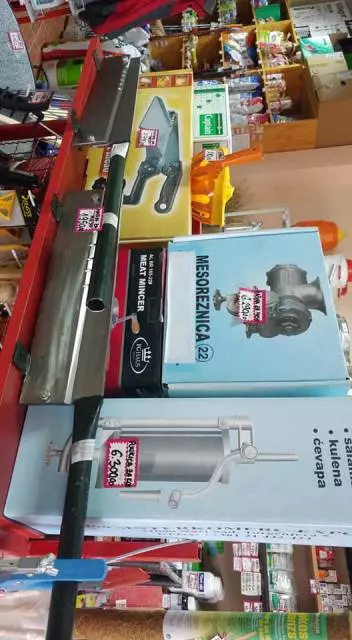 Prodaja-poljoprivrednih-alata-Apatin1