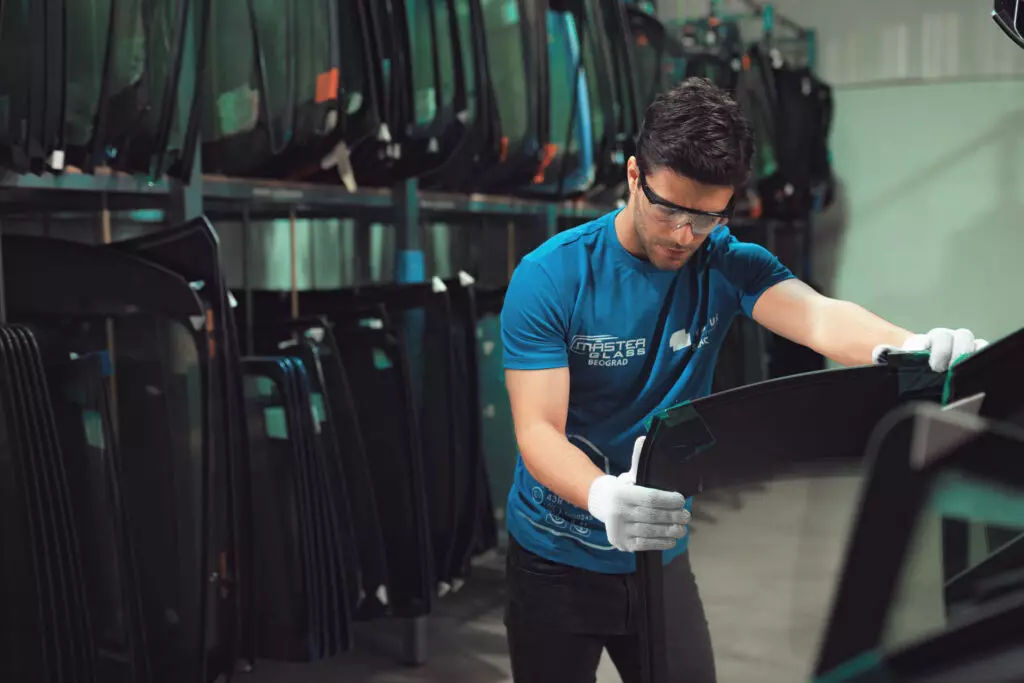 ProdajaautostaklaŠabac5