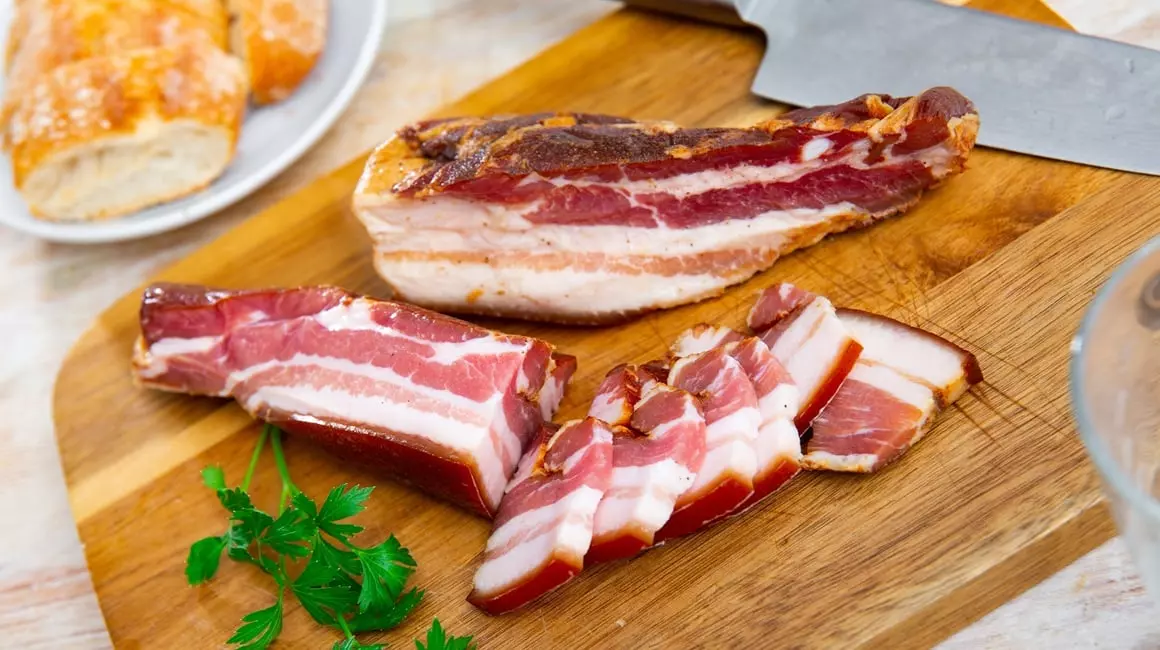 ProdajaslanineipečenicepovoljnoNikšić2