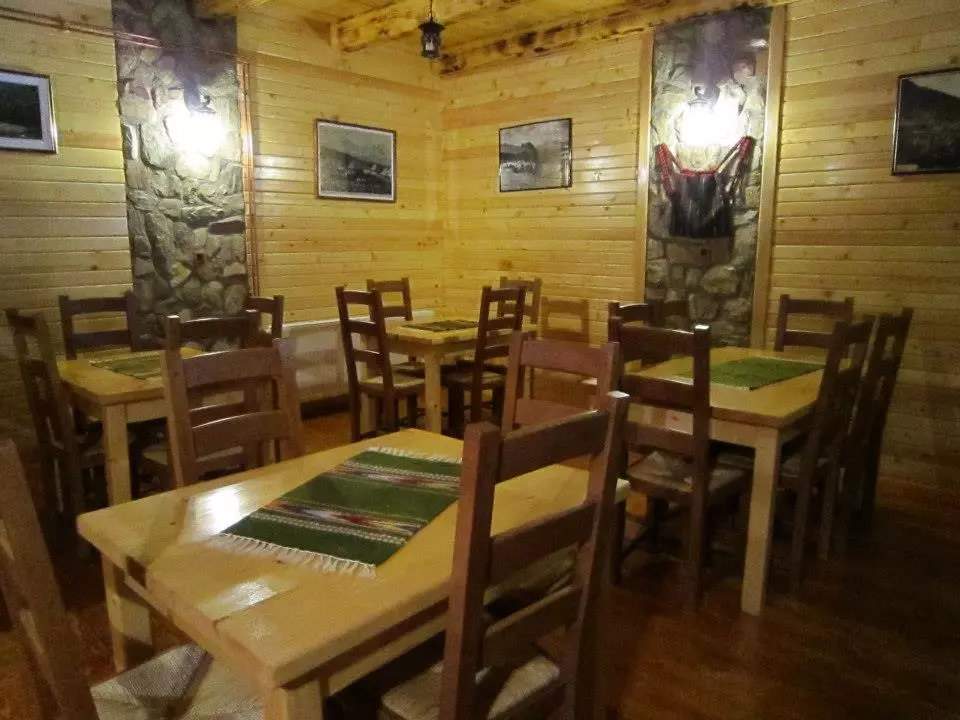 RestorannacionalnekuhinjeŽabljakCrnaGora2