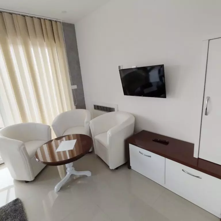 SmeštajapartmaniBanjaŽdrelo3