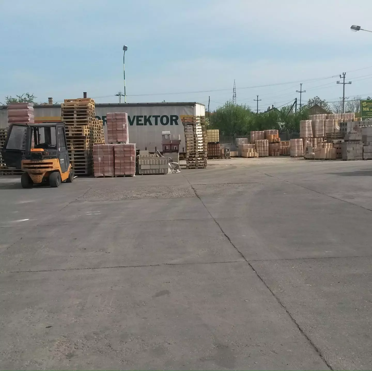 StovarištegrađevinskogmaterijalaAranđelovac3