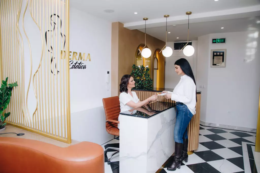 TrajnaepilacijaihijaluronKragujevac4