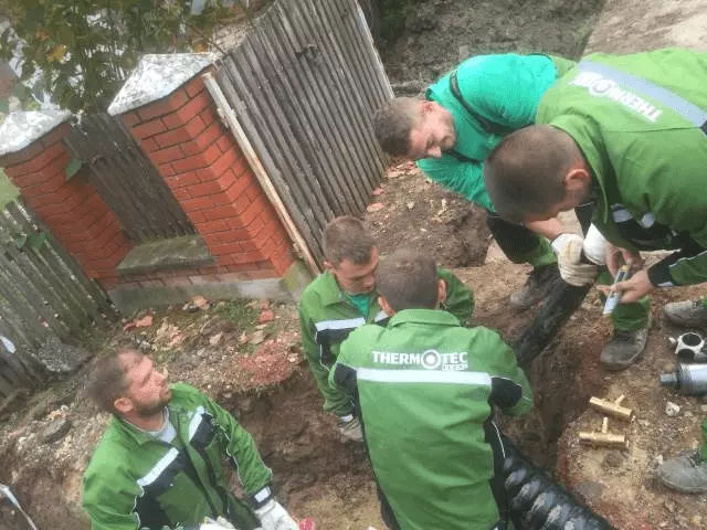Ugradnja-cevi-za-sanitarnu-vodu-sa-recirkulacjom-Srbija4