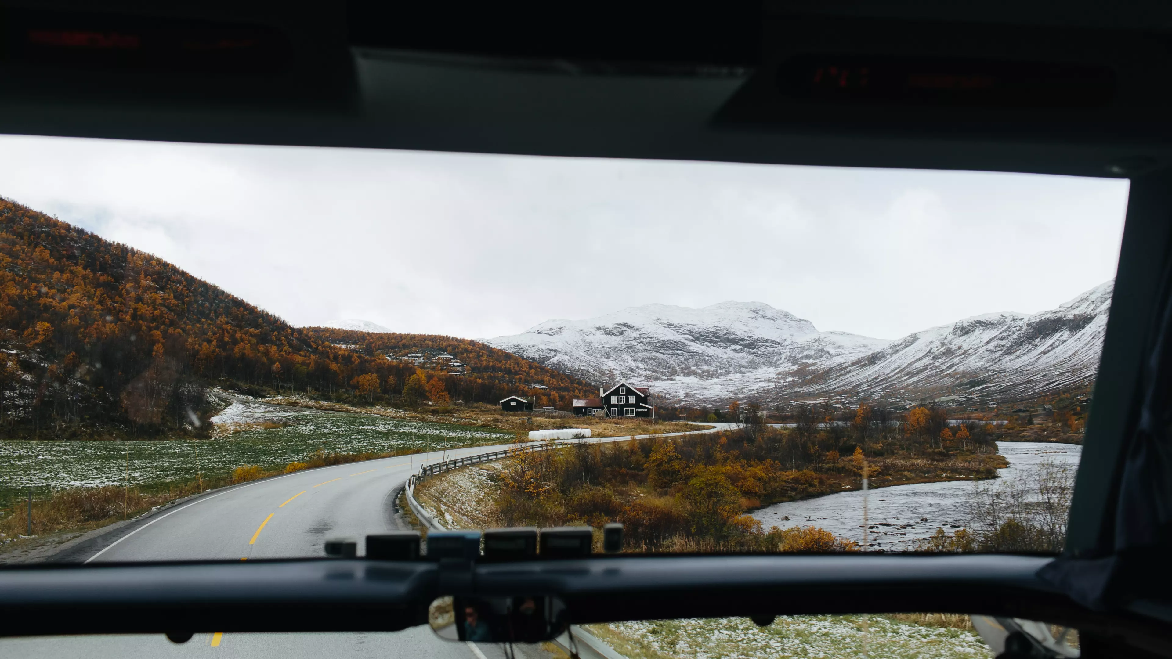 Ugradnja i izrada stakala za autobuse