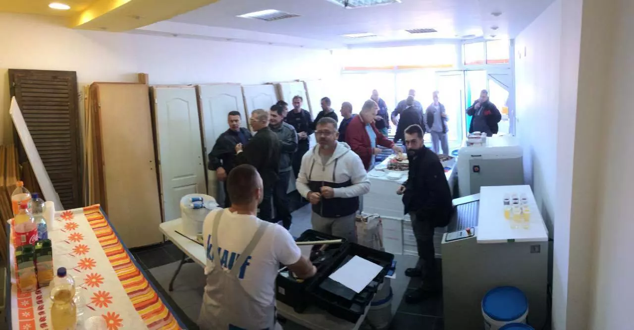 Vise-o-nacinu-poslovanja-preduzeca-za-prodaju-gradjevinskog-materijala-i-stovarista-u-Kragujevcu Vise-o-nacinu-poslovanja-preduzeca-za-prodaju-gradjevinskog-materijala-i-stovarista-u-Kragujevcu