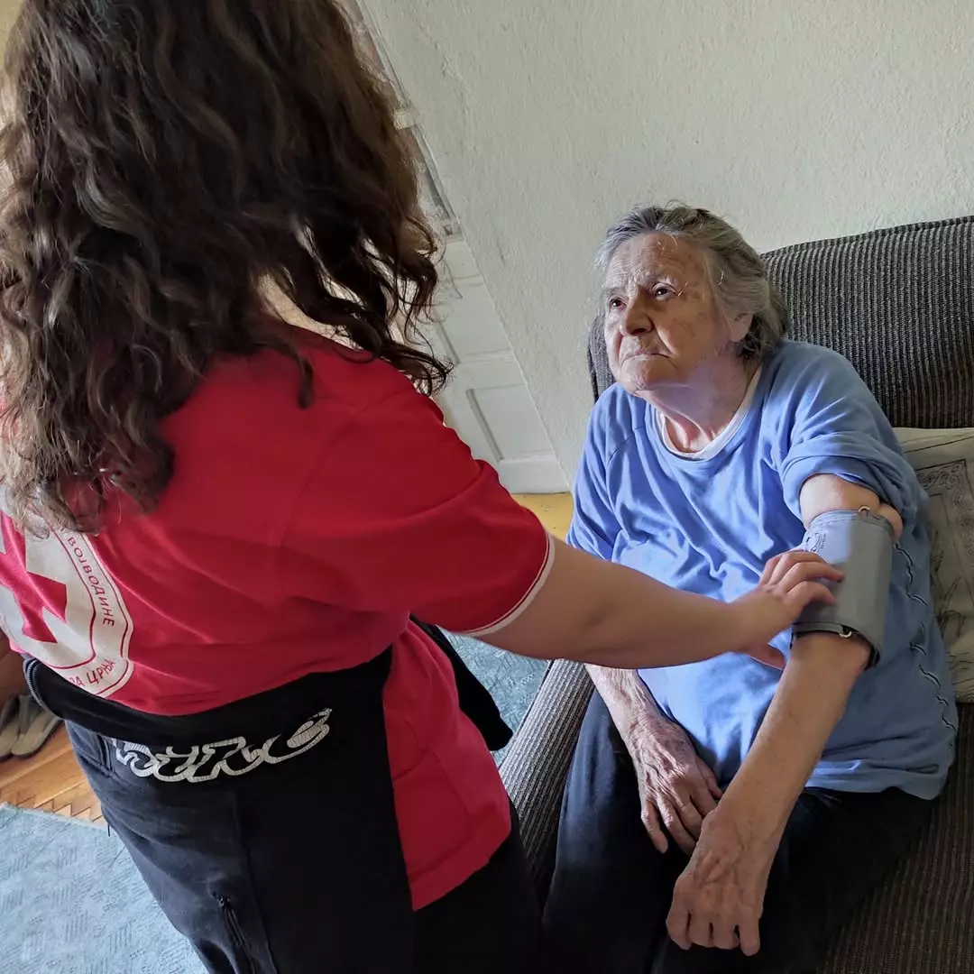 crveni_krst_nova_crnja_1652864298_2840754093296200626_45067166723