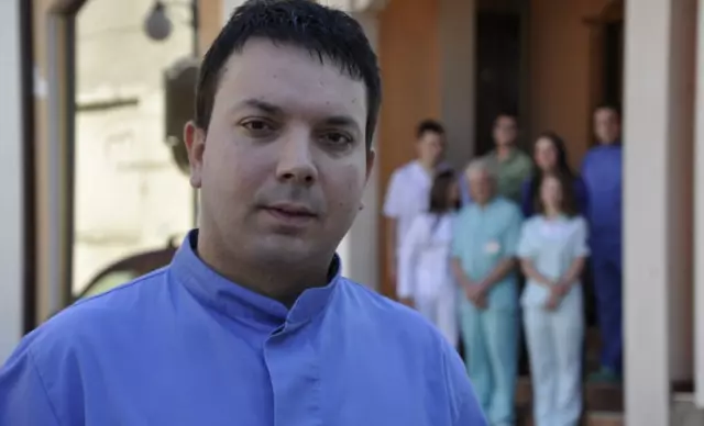 estetska-stomatologija-i-implantologija-kruševac1