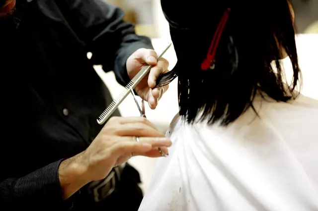 FRIZERSKI SALON TEKICA 2016